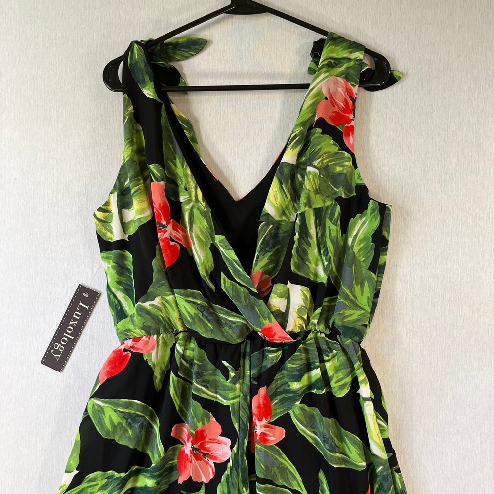NEW Luxology Jumpsuit Women 12 Tropical Floral Wide Leg Black Green Red NWT